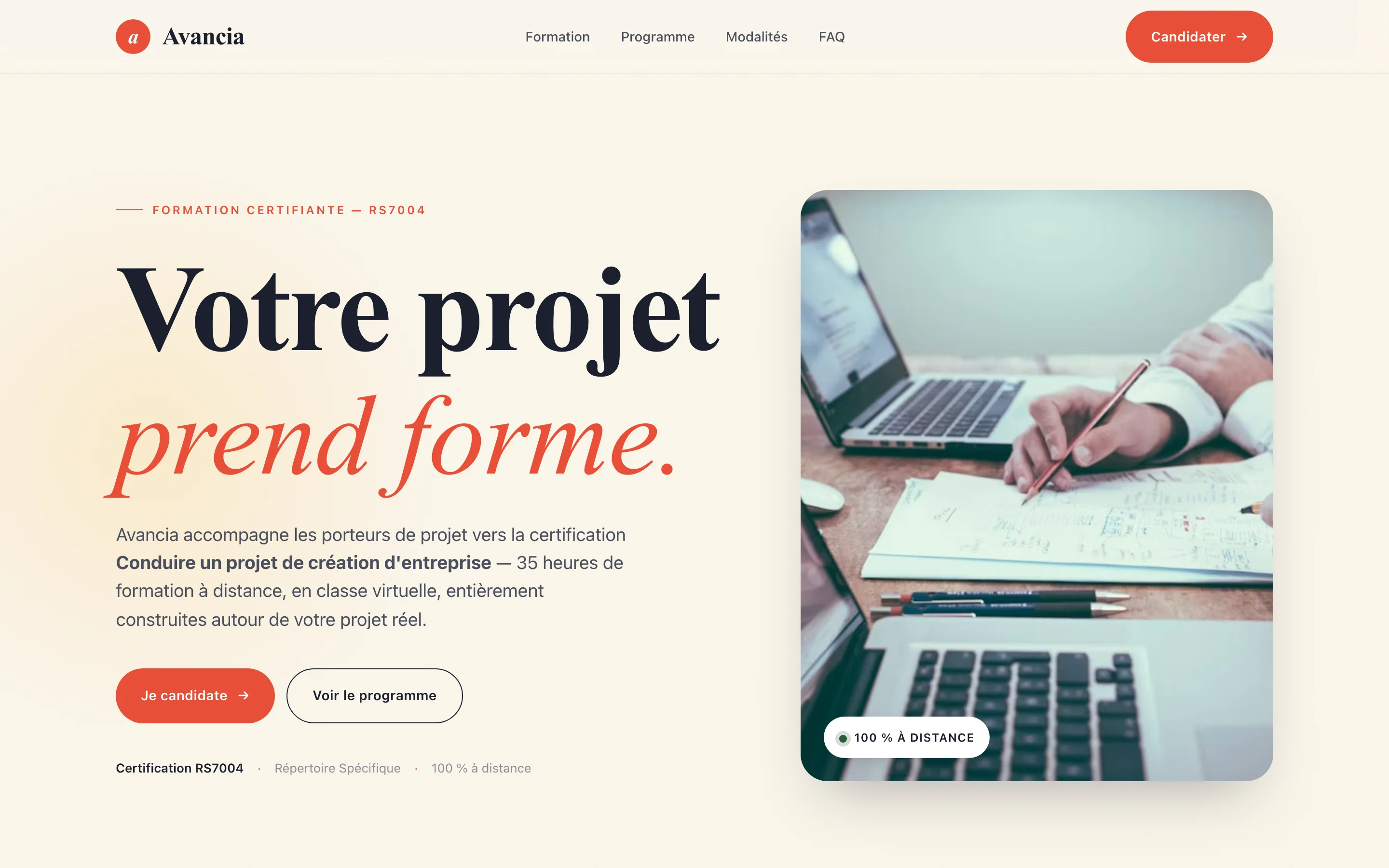 La page d’accueil du site Avancia Formation sur un écran d’ordinateur.