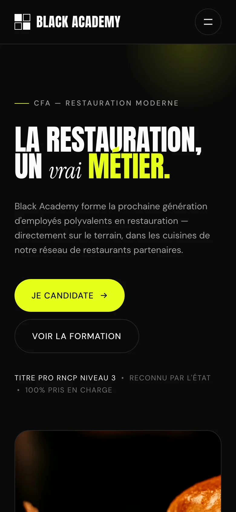 Le site Black Academy sur un écran de téléphone.